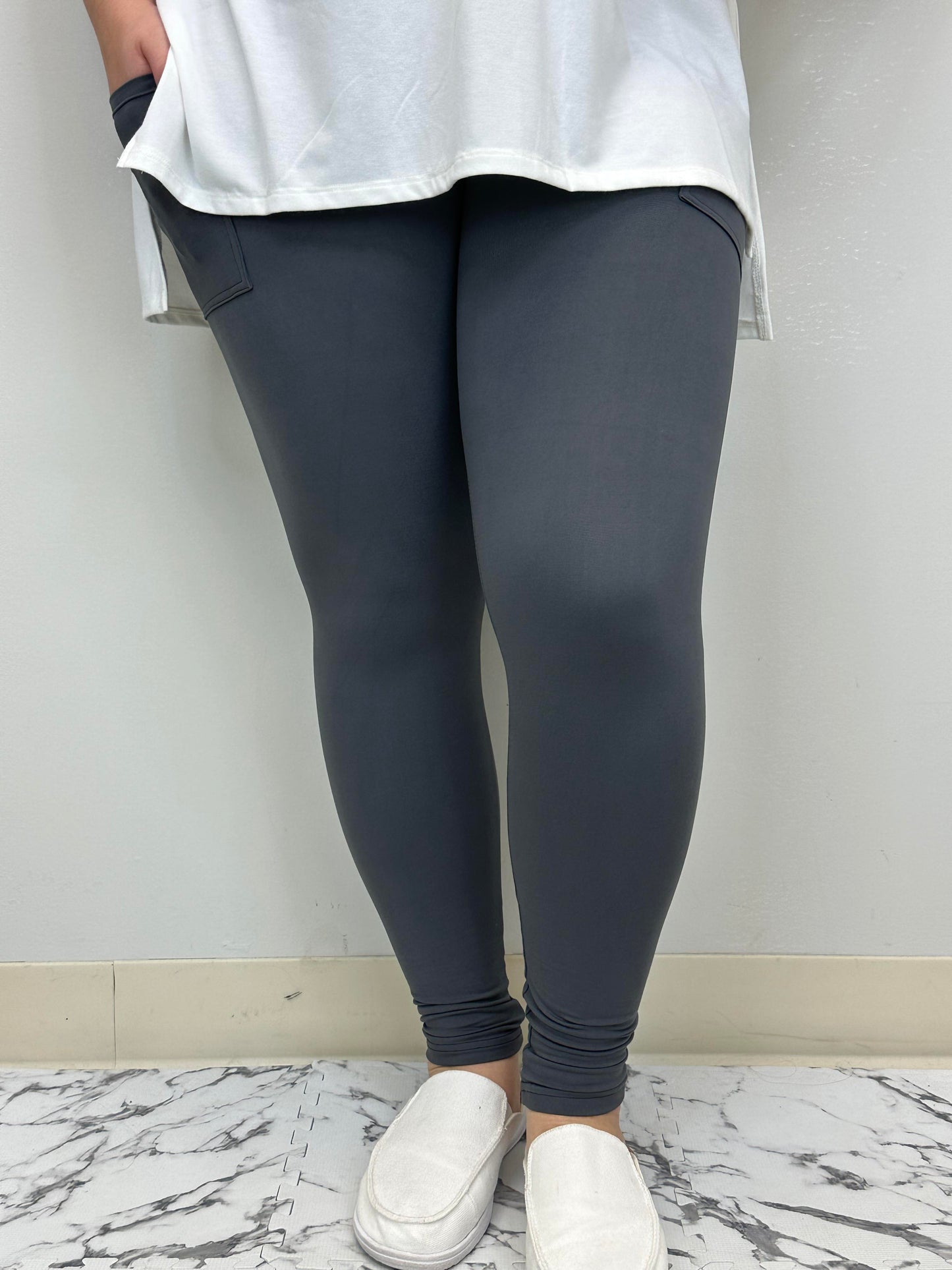 Charcoal Gray Leggings w/ Pockets