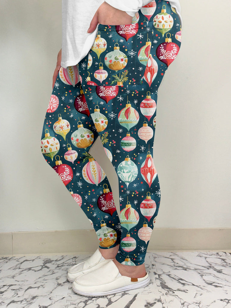 Ornament Leggings w/ Pockets image 1